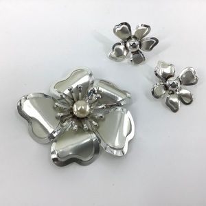 Vintage Flower Brooch and Clip-On Earring Set